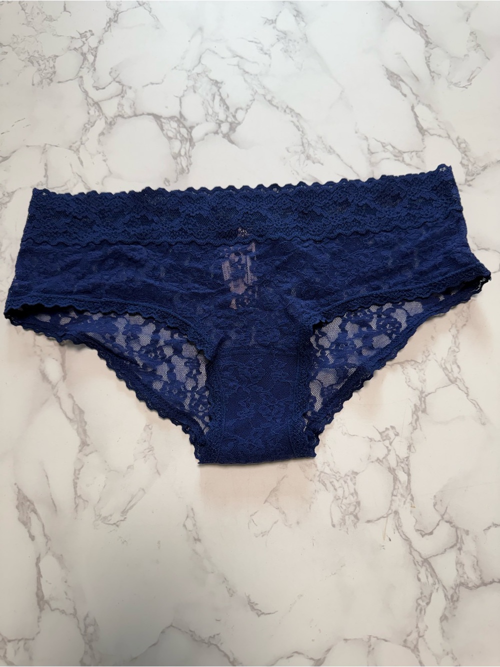 Victoria's Secret Women’s Navy Lace Hipster. Size M.